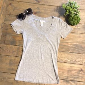 EUC Fitted Gray Tee